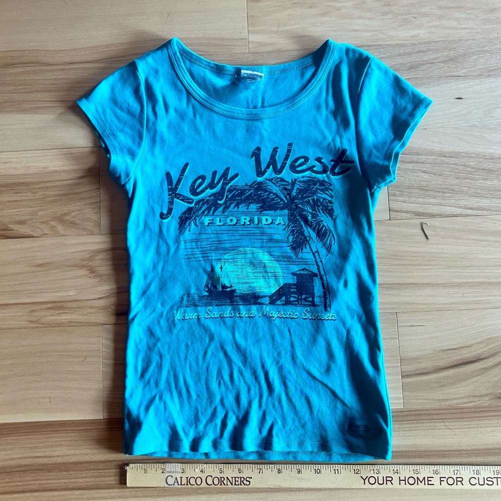 Key West Graphic Women's Tee-Excellent like new condition!